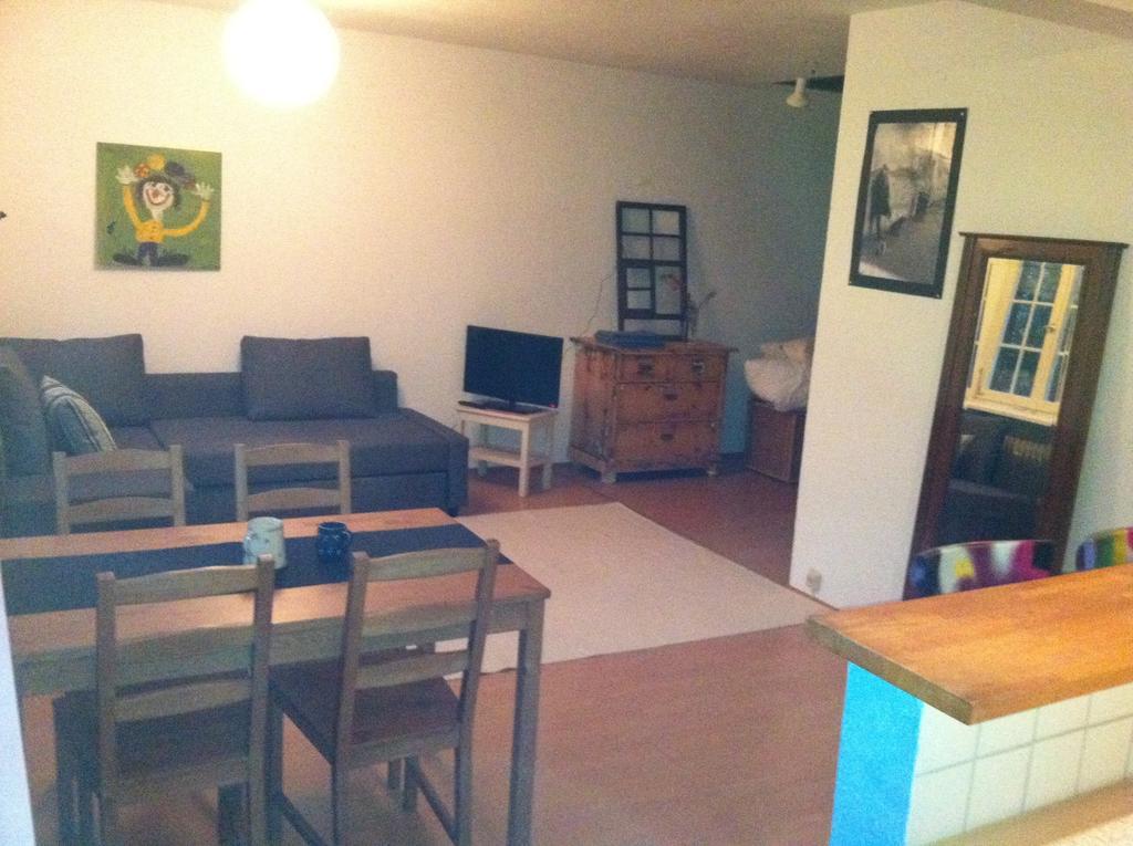 Ferienwohnung Freiburg Herdern Стая снимка